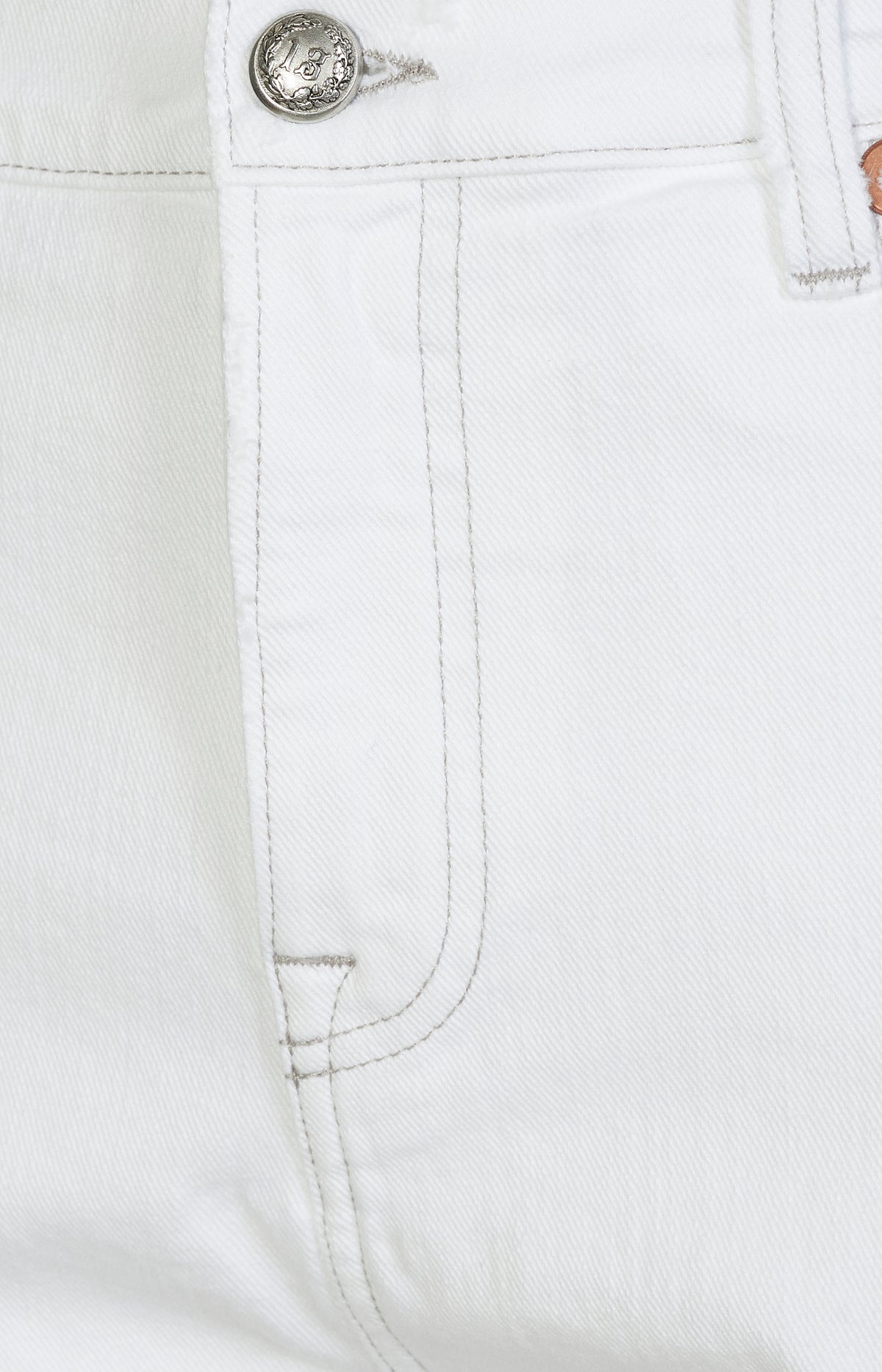 white jeans slim