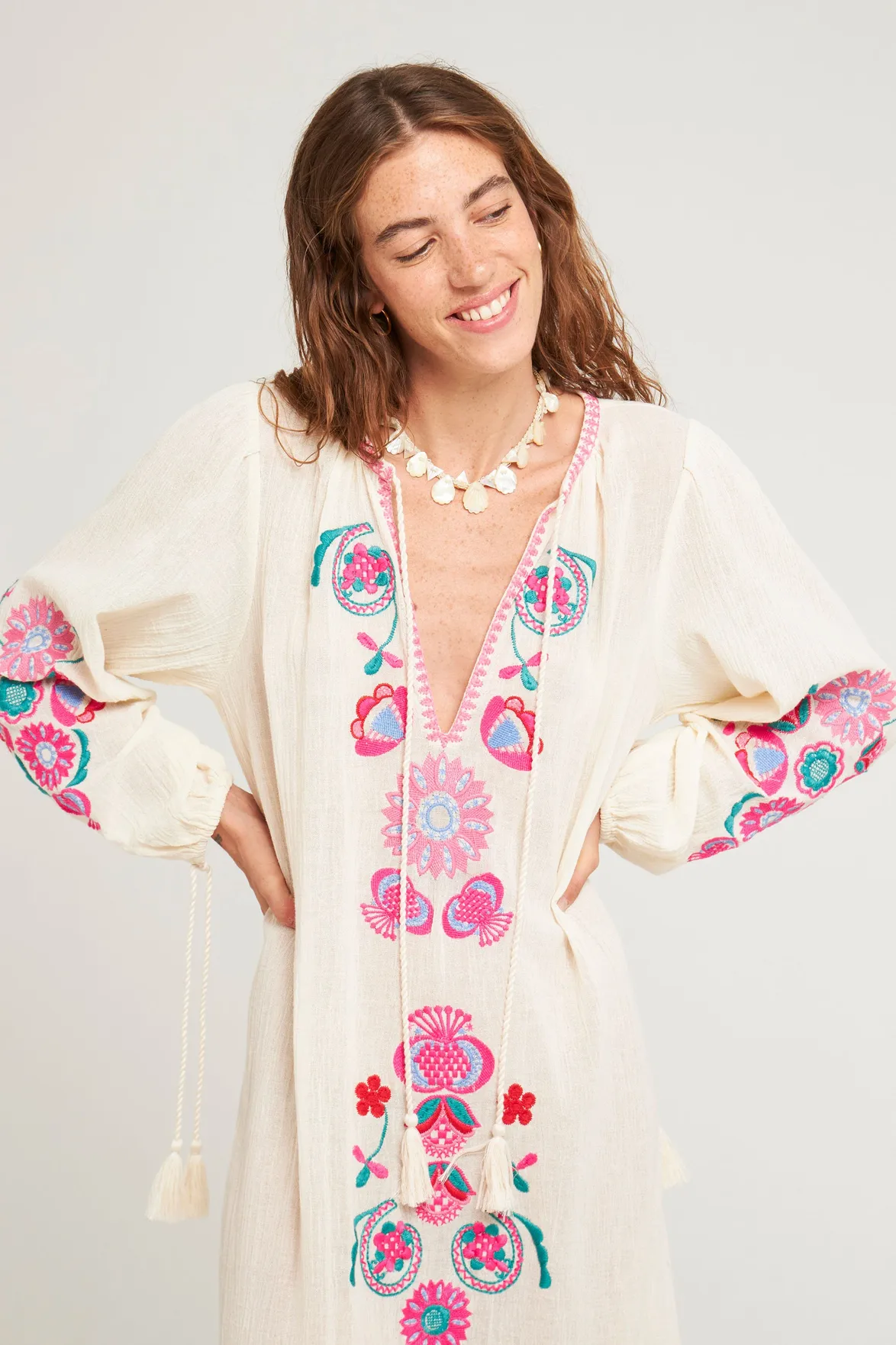 magoo_longdress_cream_2.jpg