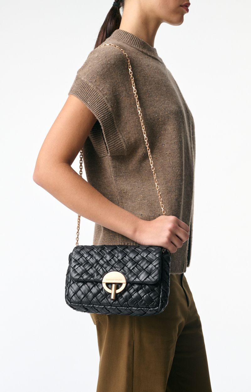 04W041795B.1759238861