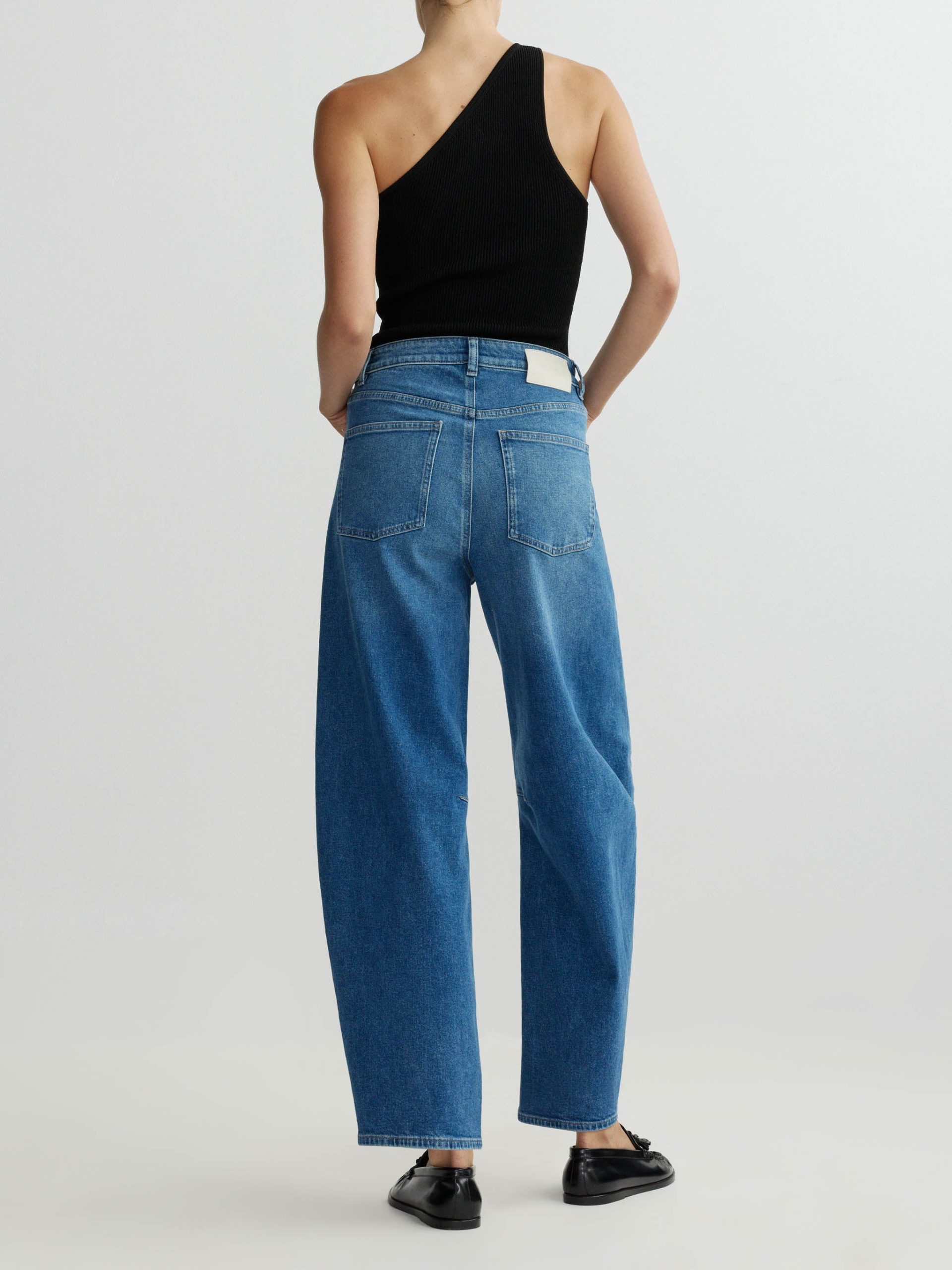 14314_MIRO29_OPALHARBOR_90055_ONESHOULDERTOP_BLACK_019_2048x