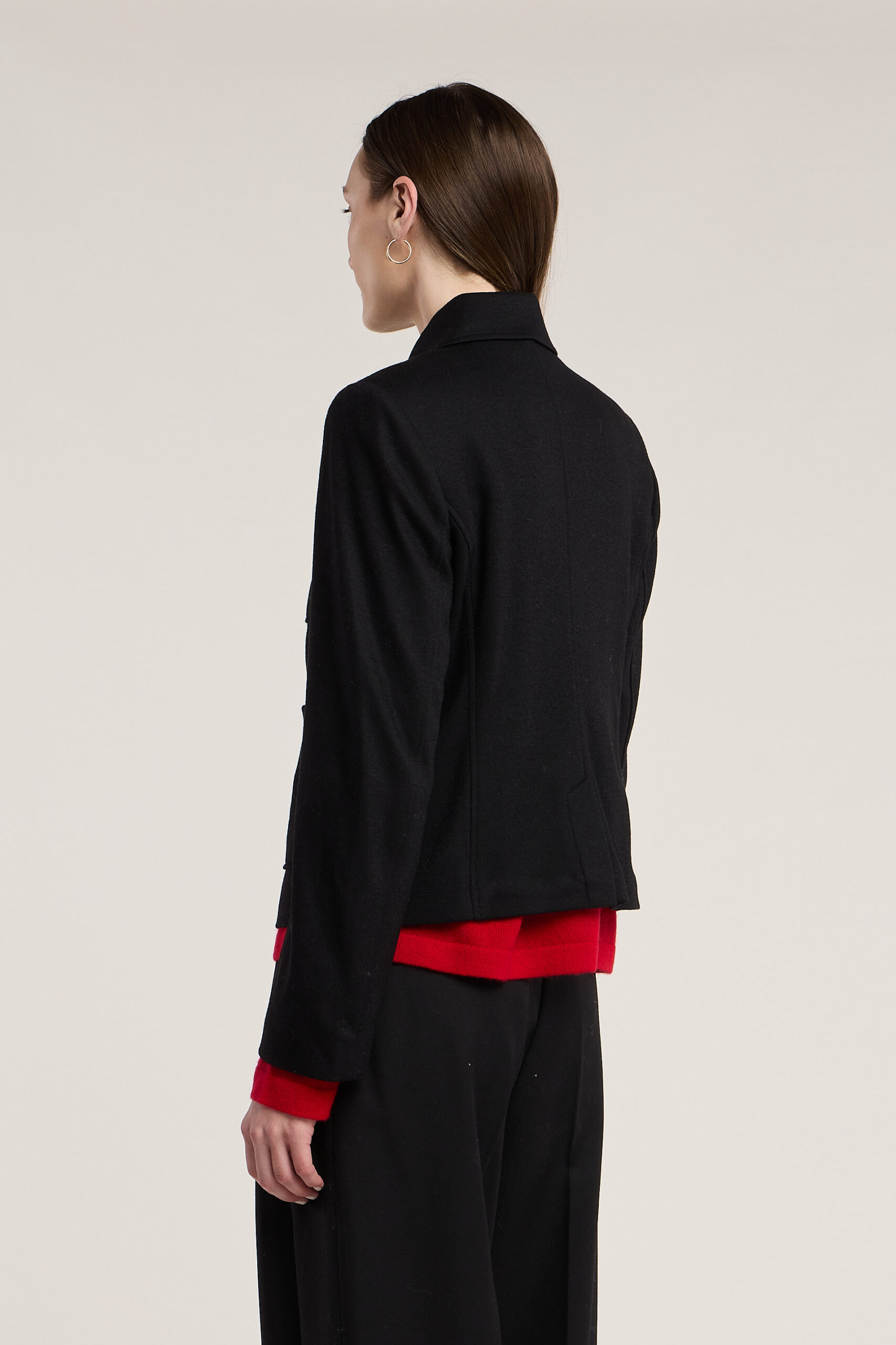 utilityjacket-uj8481-davina07-black-2932-scaled-2