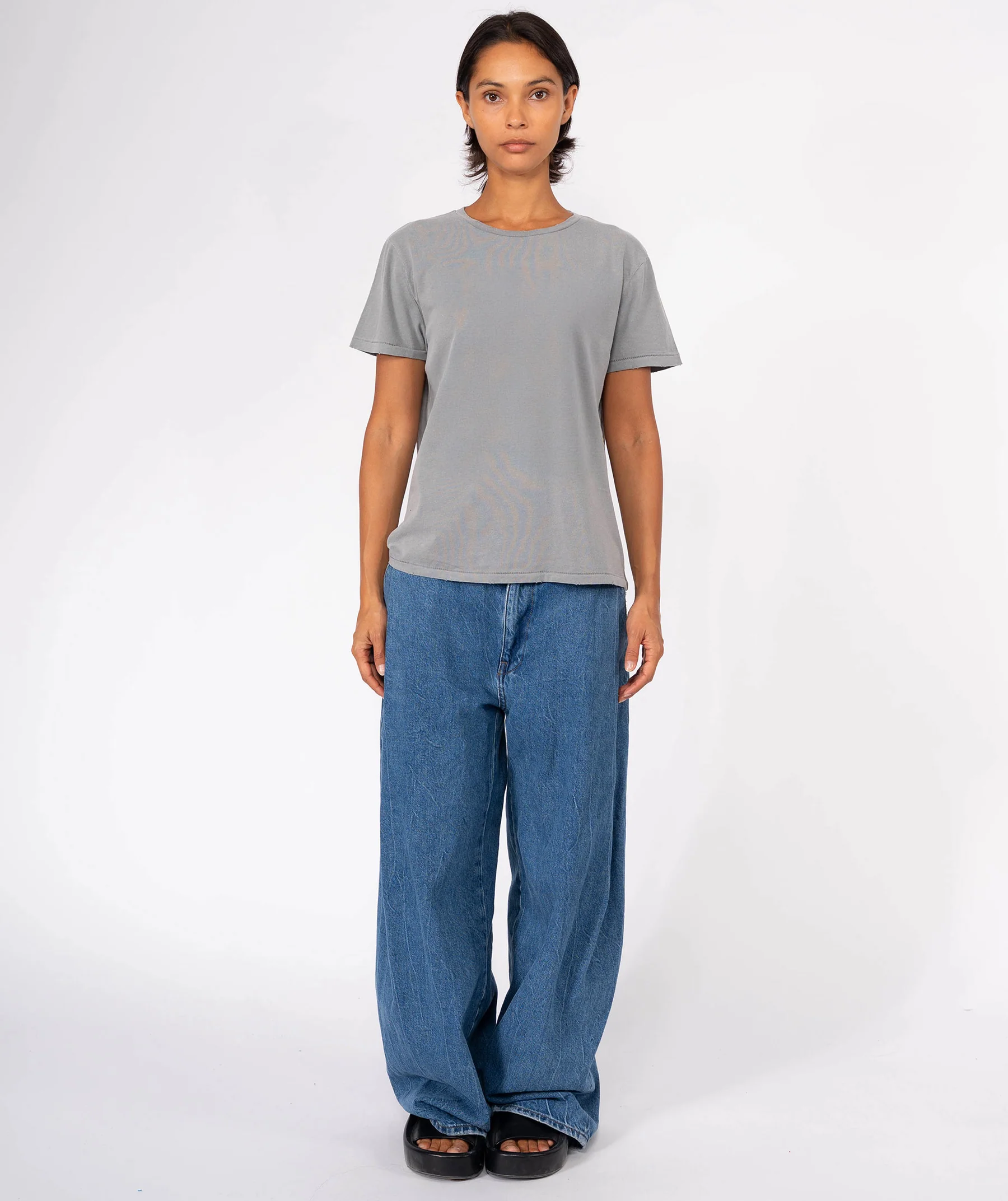 starlight-daily-grey-newtone-brand-fw25-3.jpg